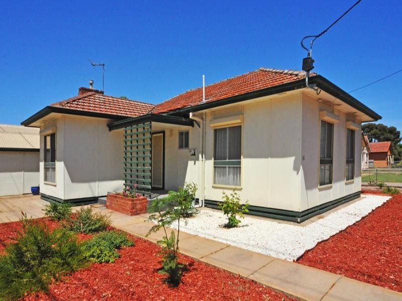 26 Solvay Road, Taperoo SA 5017