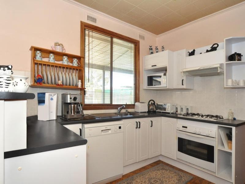 26 Solvay Road, Taperoo SA 5017