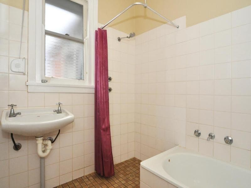 83 Pedlar Street, Seaton SA 5023