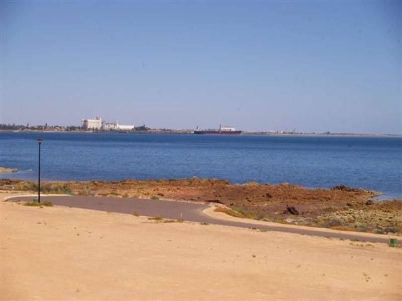 24 Kay Drive, Wallaroo SA 5556