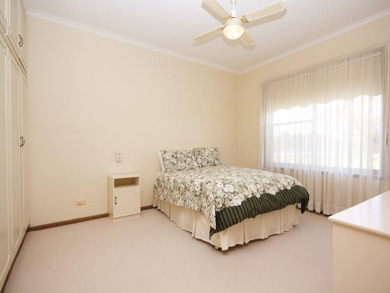 10 Old Drive, Novar Gardens SA 5040