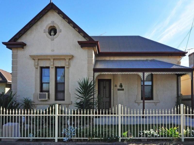 19 Walker Street, Birkenhead SA 5015