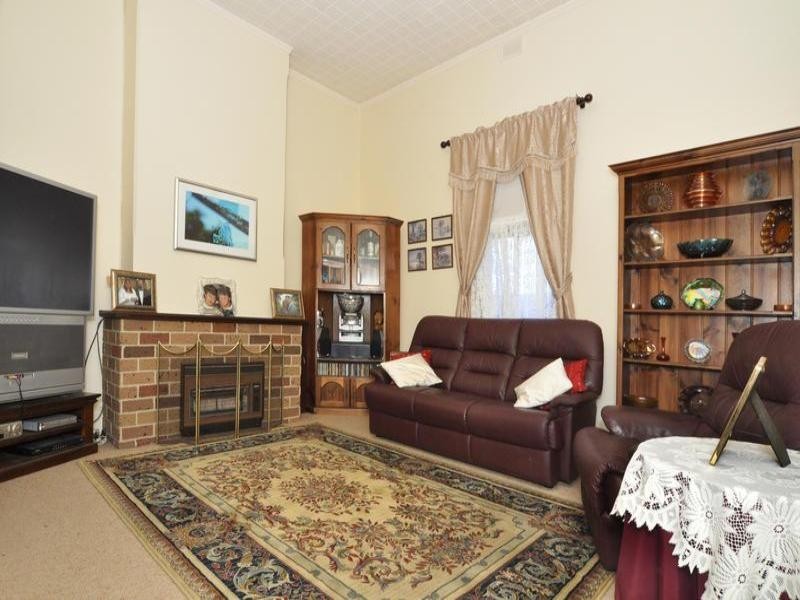 19 Walker Street, Birkenhead SA 5015