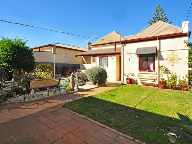 19 Walker Street, Birkenhead SA 5015