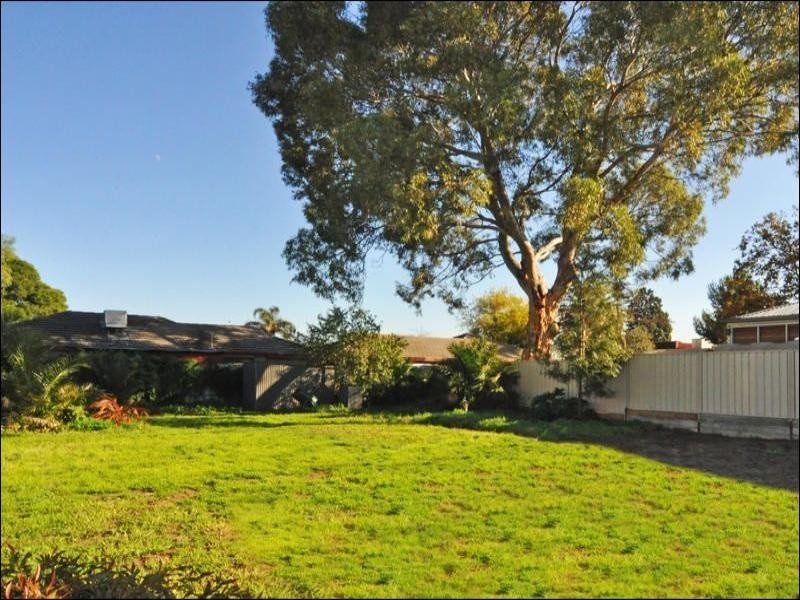 13 Neston Avenue, North Plympton SA 5037