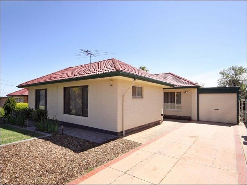 22 Leabrook Drive, Para Hills SA 5096