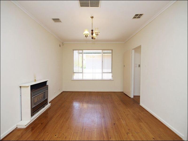 22 Leabrook Drive, Para Hills SA 5096