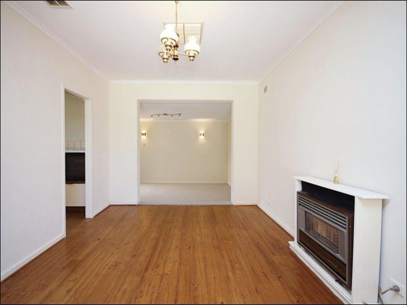 22 Leabrook Drive, Para Hills SA 5096