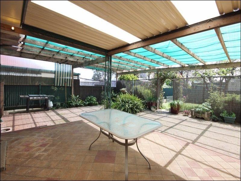 22 Leabrook Drive, Para Hills SA 5096