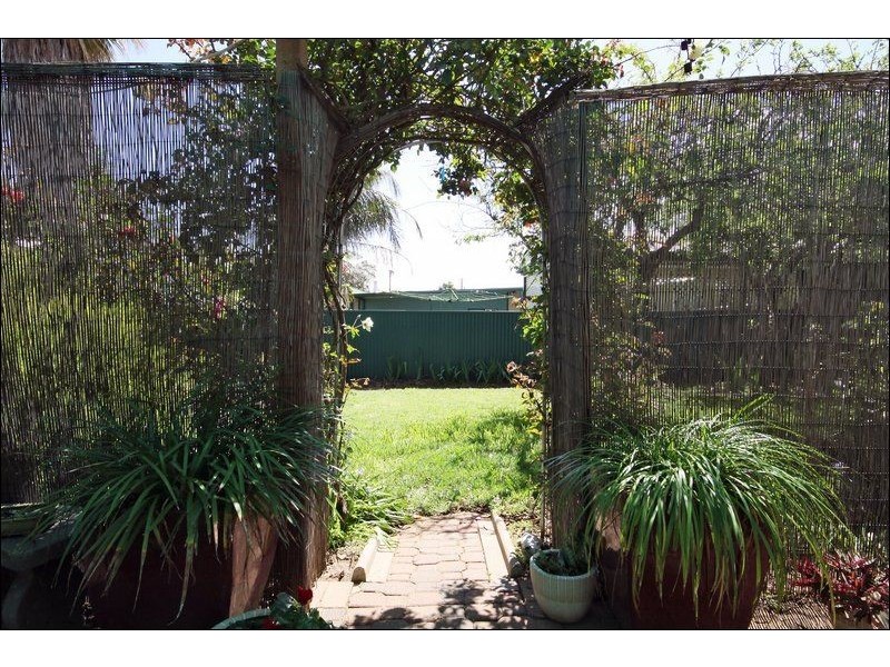 22 Leabrook Drive, Para Hills SA 5096
