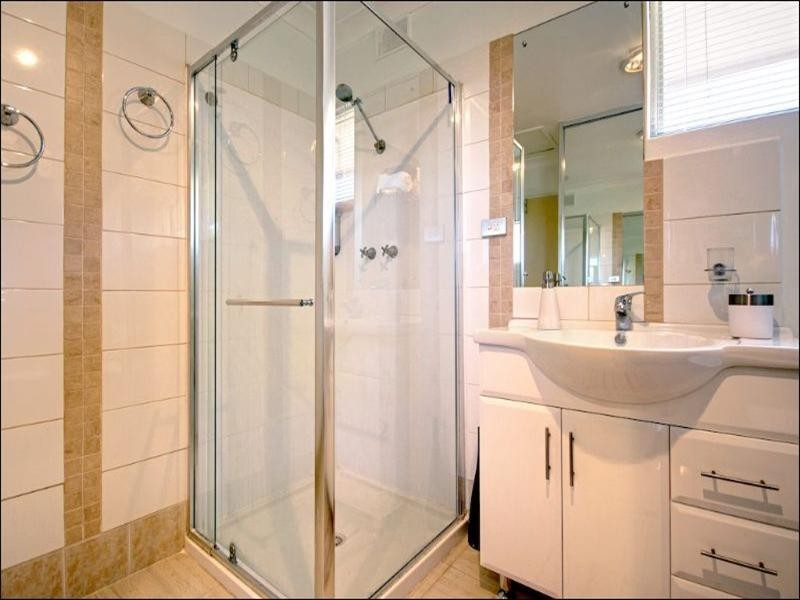 17/7 Mooloola Way, West Lakes Shore SA 5020