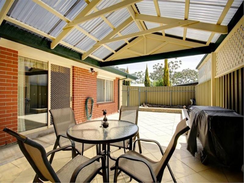 2/122 Bower Road, Semaphore Park SA 5019