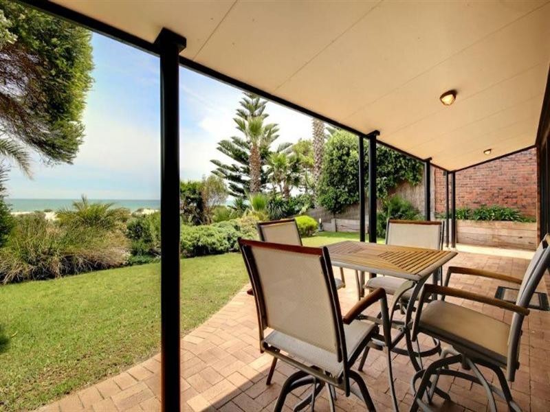 33 Tennyson Heights Court, Tennyson SA 5022