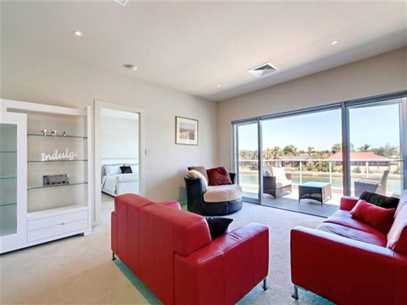 38 Antigua Grove, West Lakes SA 5021