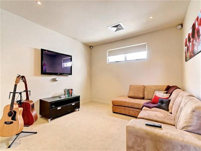 38 Antigua Grove, West Lakes SA 5021