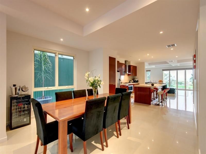 49 Esplanande, Semaphore SA 5019