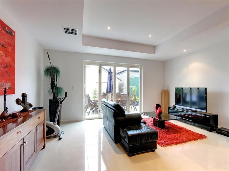 49 Esplanande, Semaphore SA 5019