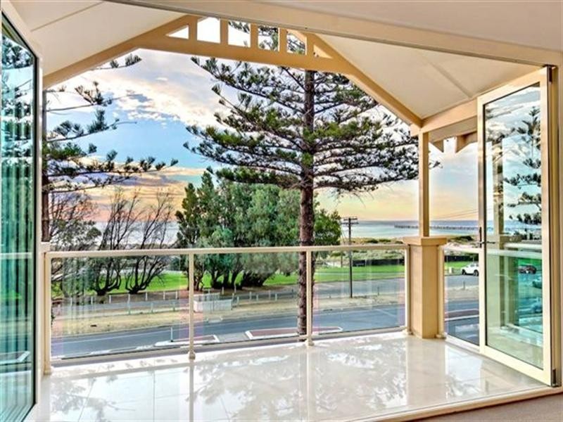 49 Esplanade, Semaphore SA 5019