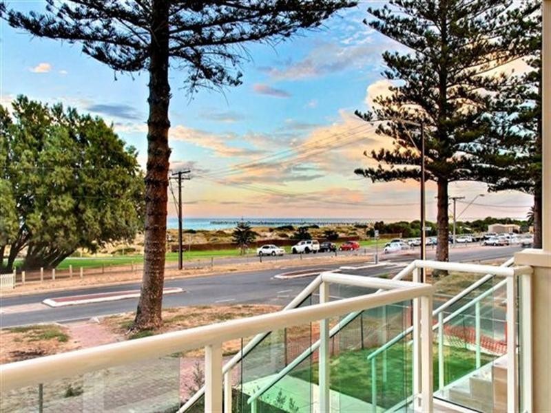 49 Esplanade, Semaphore SA 5019