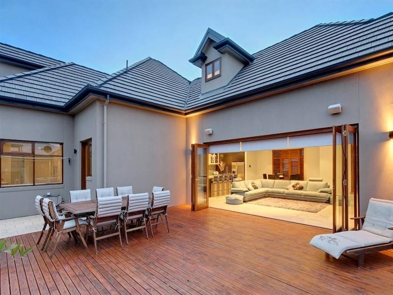 2 Medallion Drive, Grange SA 5022