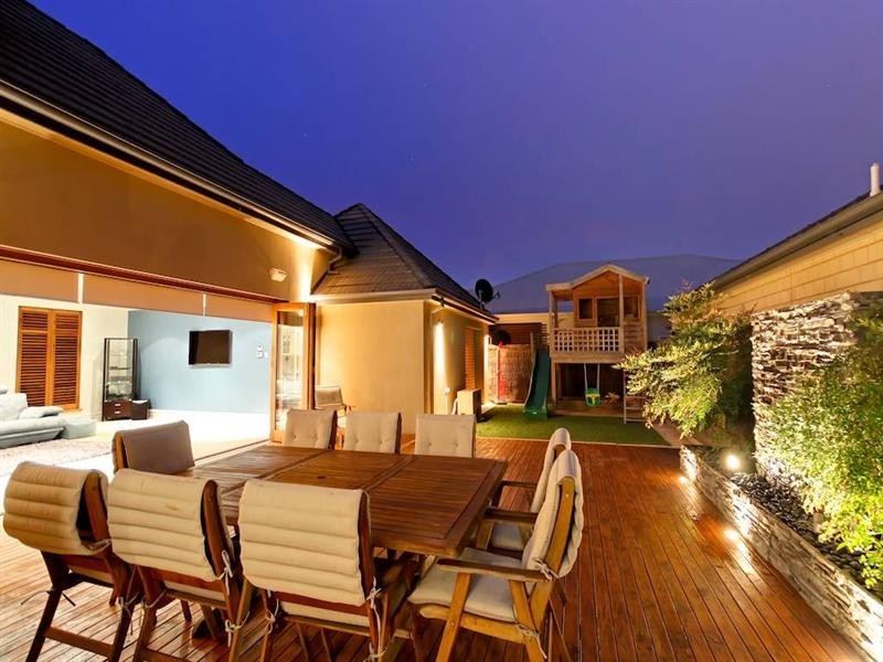 2 Medallion Drive, Grange SA 5022