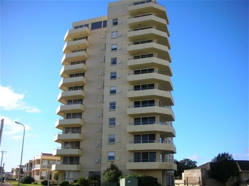 5b/13 North Esplanade, Glenelg North SA 5045
