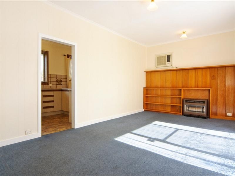 255 Wright Road, Valley View SA 5093