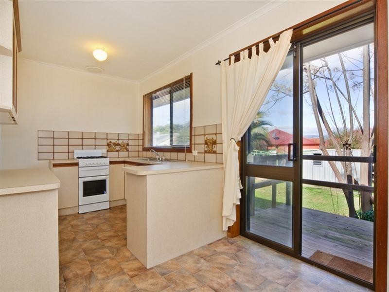 255 Wright Road, Valley View SA 5093