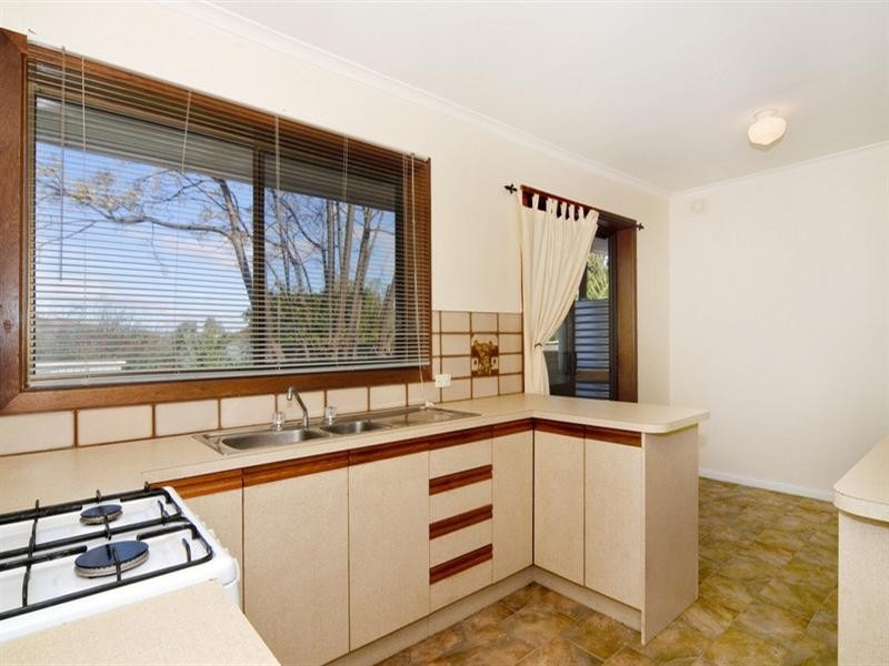 255 Wright Road, Valley View SA 5093