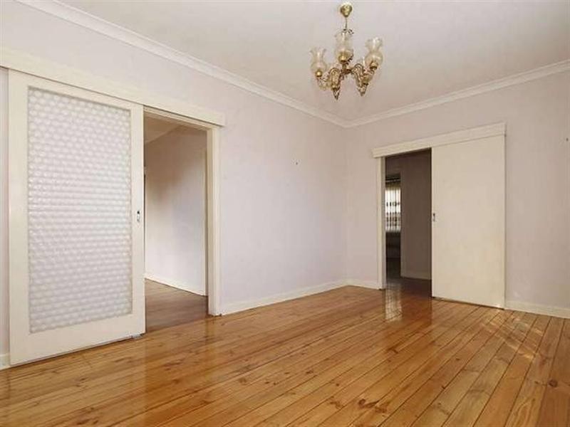 106 Humphries Terrace, Woodville Gardens SA 5012