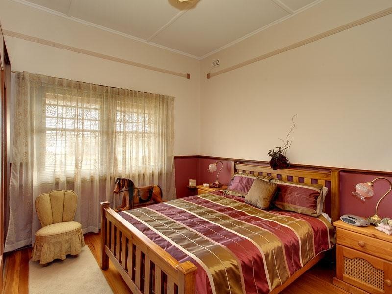 65 Oval Avenue, Woodville South SA 5011