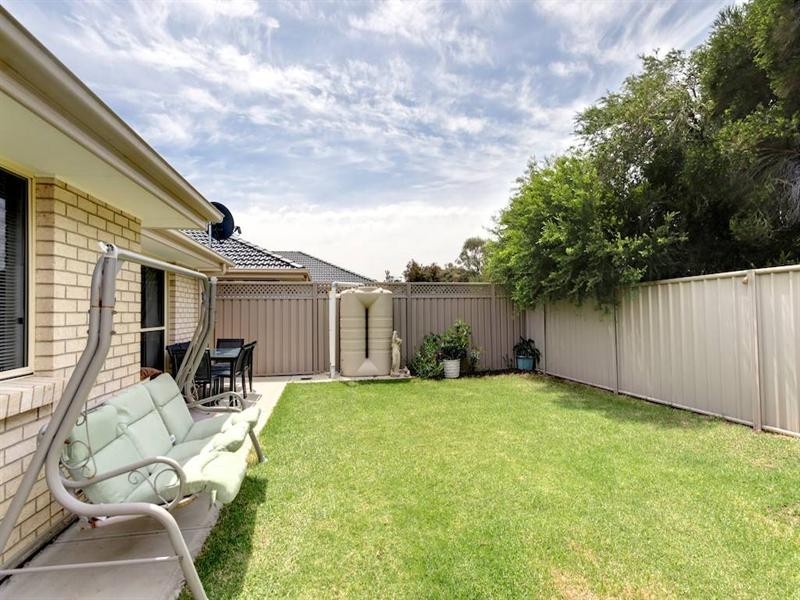 9a Mallacoota Place, West Lakes Shore SA 5020