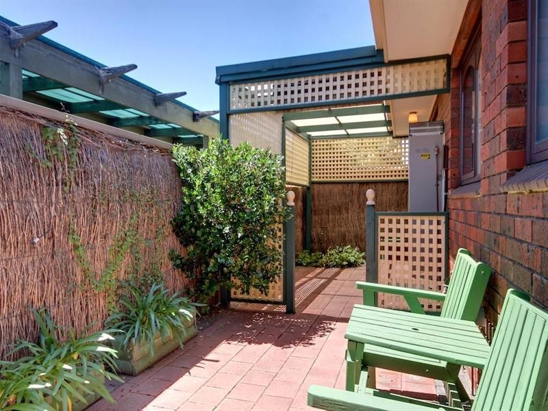 1/51 Sportsmans Drive, West Lakes SA 5021