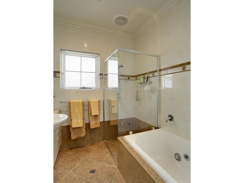 8a Bucknall Close, Tennyson SA 5022