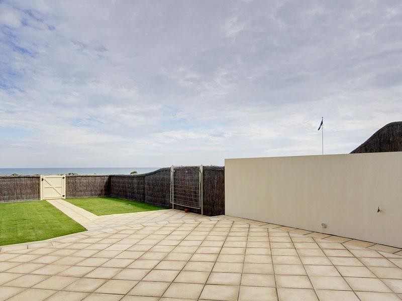 8a Bucknall Close, Tennyson SA 5022