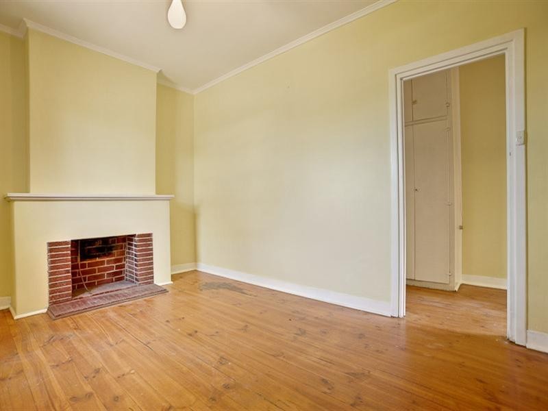 18 Carey Avenue, Seaton SA 5023