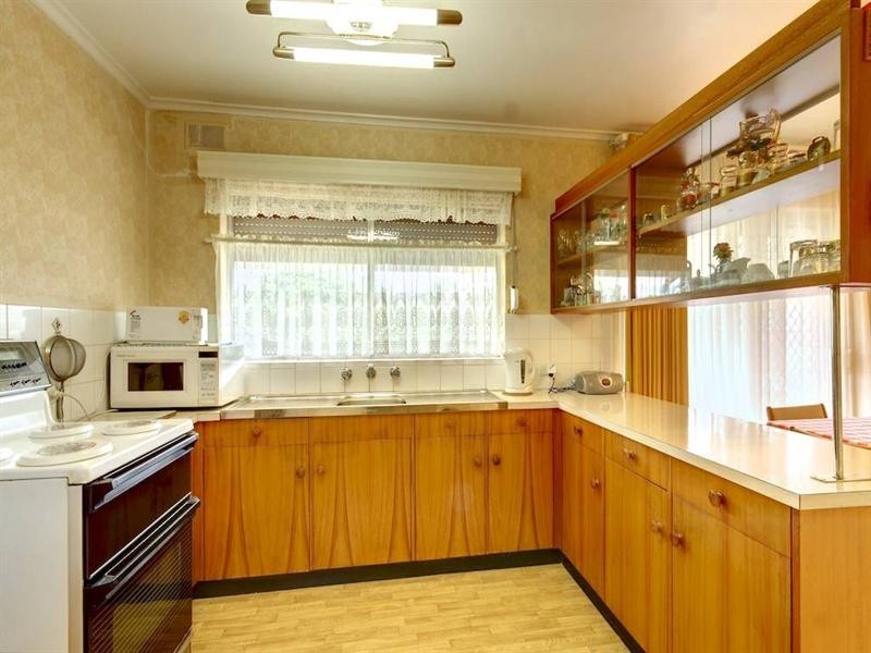 25 Audrey Crescent, Valley View SA 5093