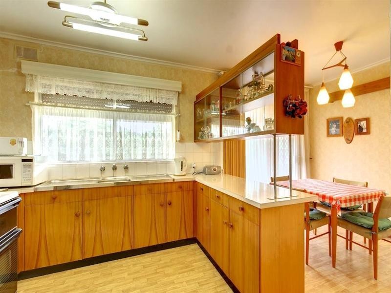 25 Audrey Crescent, Valley View SA 5093