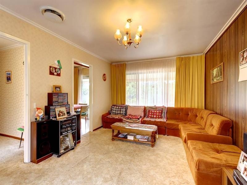 25 Audrey Crescent, Valley View SA 5093