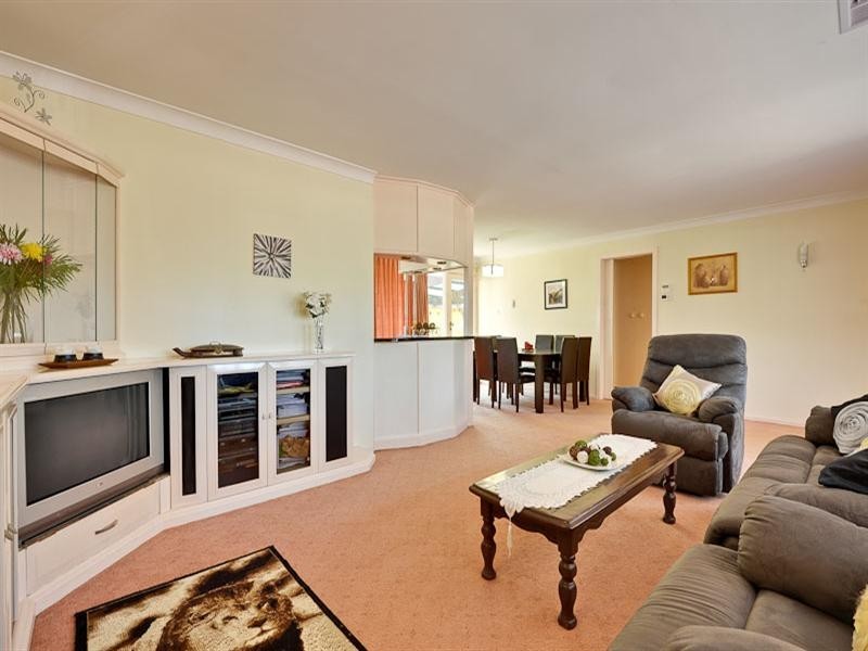 9 Camelot Drive, Paralowie SA 5108