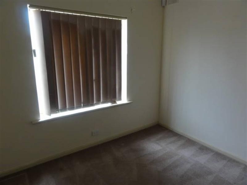 2/16 Russell Street, Rosewater SA 5013