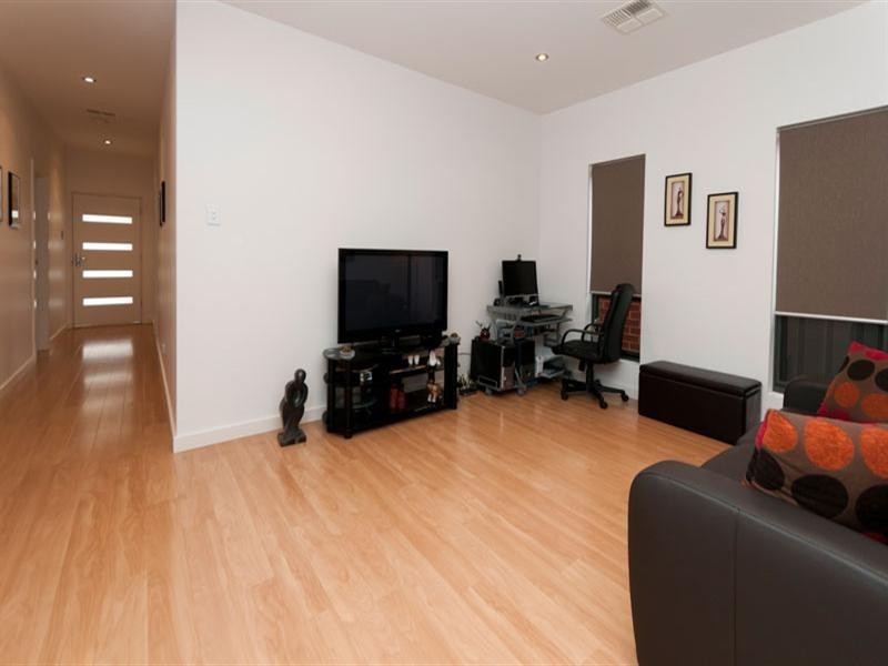 2 Mundulla Street, Kilkenny SA 5009