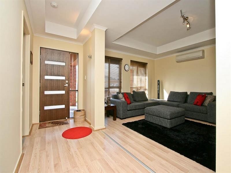 1 Portsea Crescent, Burton SA 5110