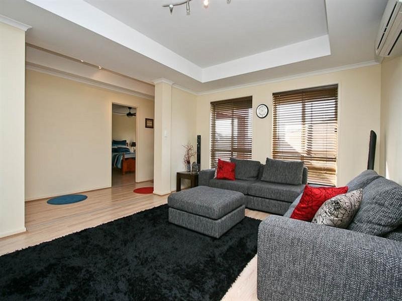 1 Portsea Crescent, Burton SA 5110