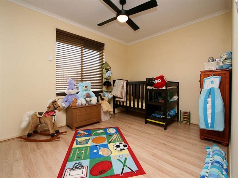 1 Portsea Crescent, Burton SA 5110