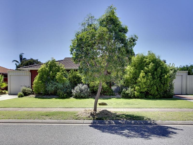 4 Crafter Street, Grange SA 5022