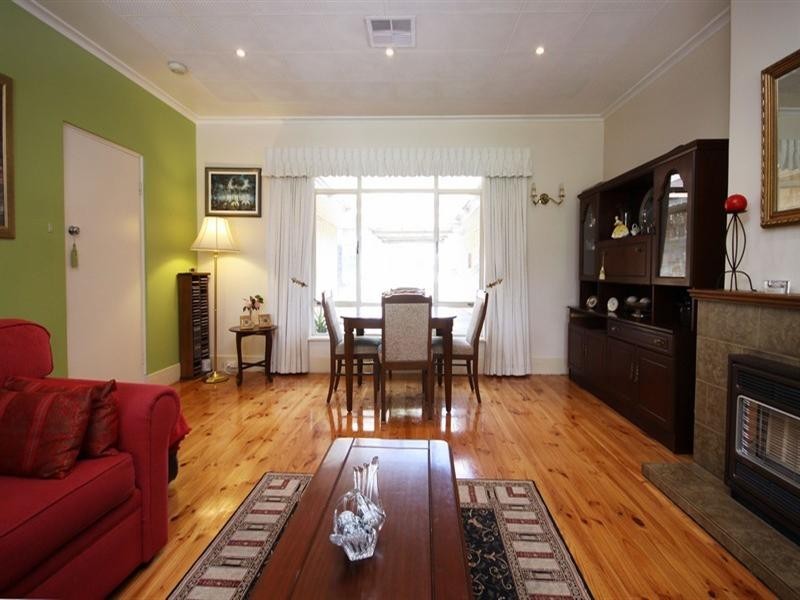 57 North Street, Henley Beach SA 5022