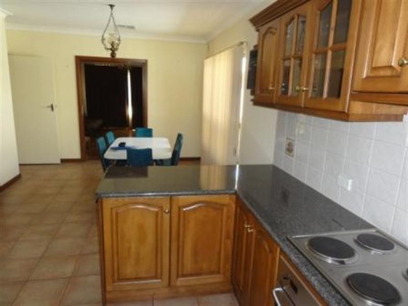 12 Fairway Crescent, Seaton SA 5023