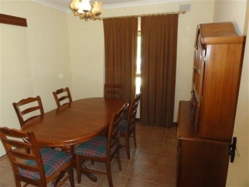 12 Fairway Crescent, Seaton SA 5023