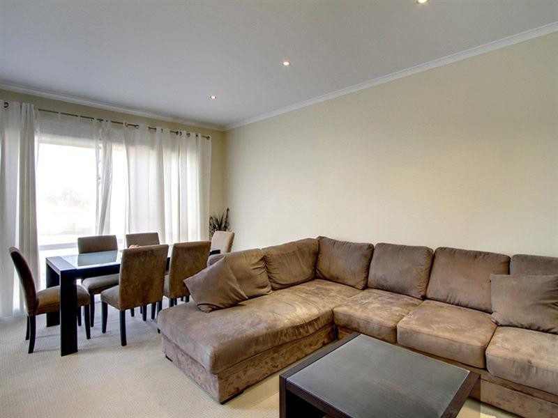 Unit 1/9 North Parade, Royal Park SA 5014